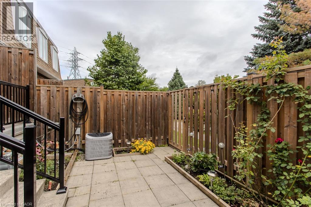 1526 Westminster Place Property Photo 31