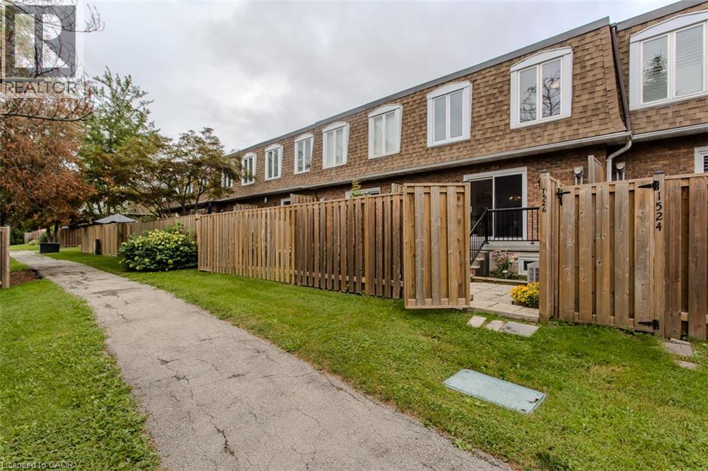 1526 Westminster Place Property Photo 32