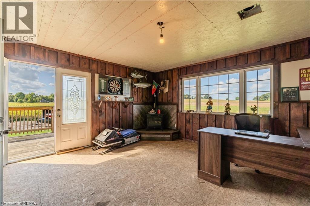 591 Governors Road E Property Photo 26