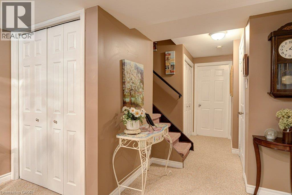 460 Lausanne Crescent Property Photo 24