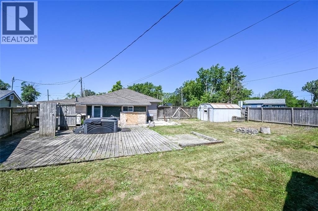 1048 Lakeshore Road Property Photo 26