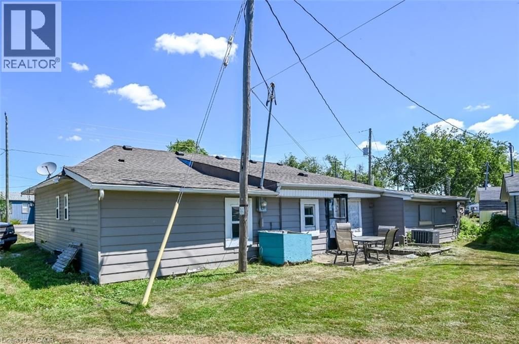 1048 Lakeshore Road Property Photo 28