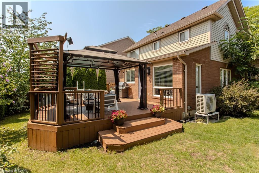 5190 Wood Crescent Property Photo 6
