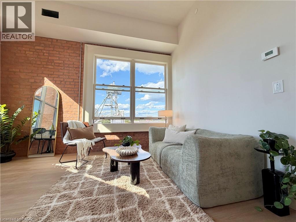 56 York Boulevard Unit# 207 Property Photo 1