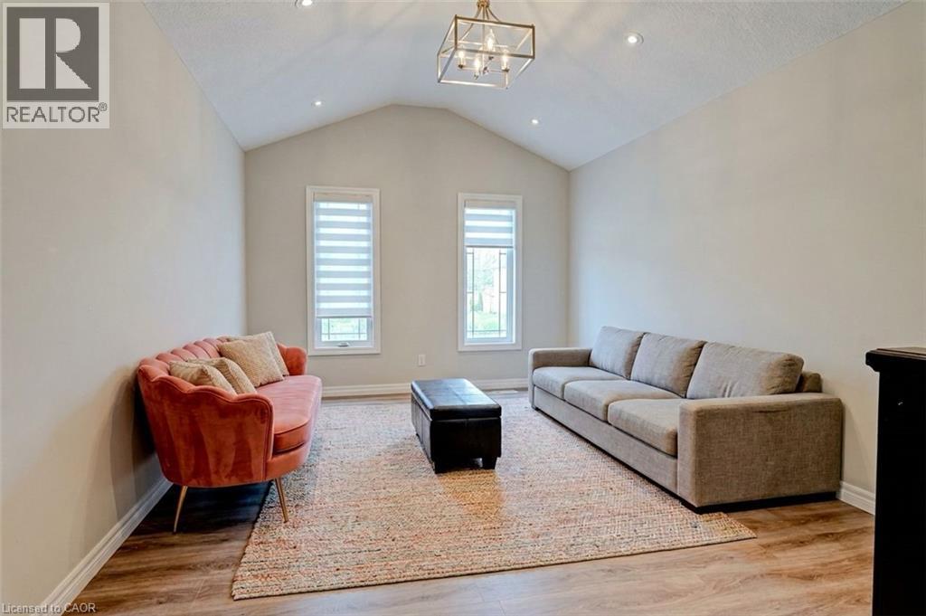249 Ladyslipper Drive Property Photo 10