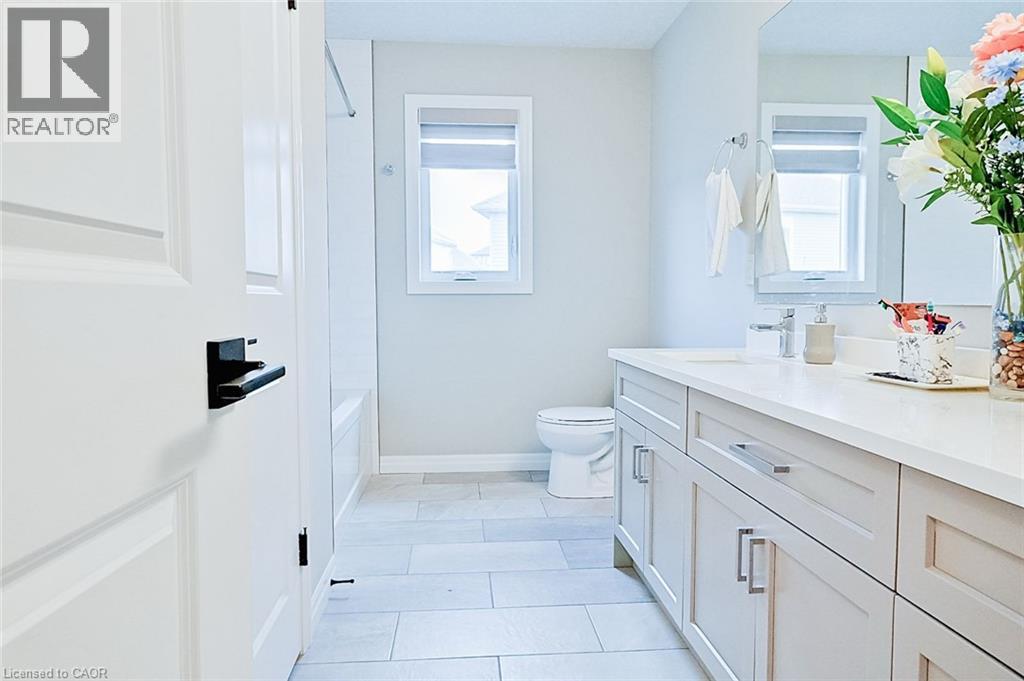 249 Ladyslipper Drive Property Photo 18