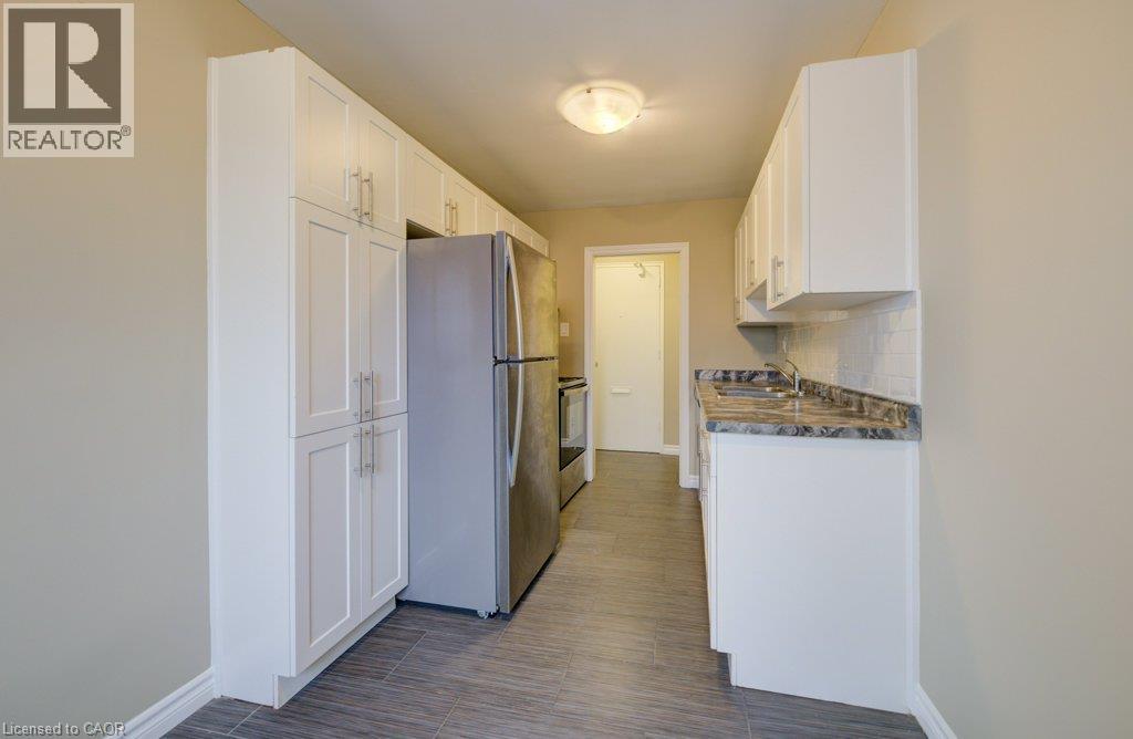 80 King Edward Avenue Unit# 409 Property Photo 10