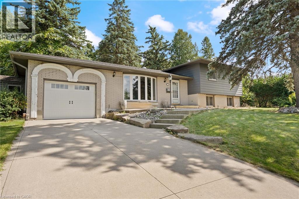 20 Sunset Drive Property Photo 1