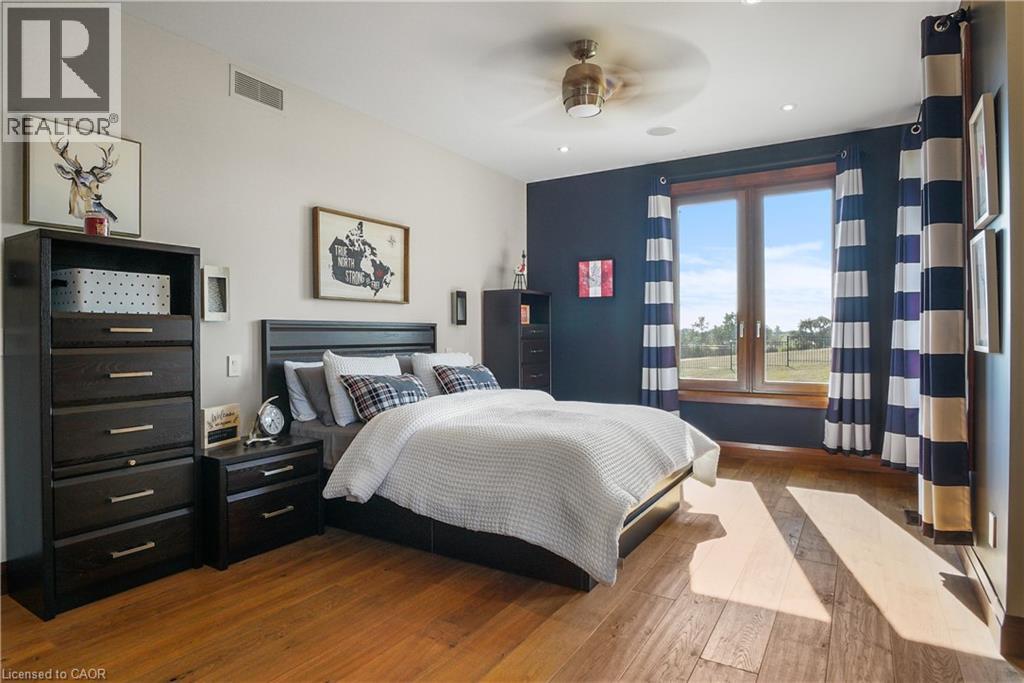 1546 Maryhill Road Property Photo 28