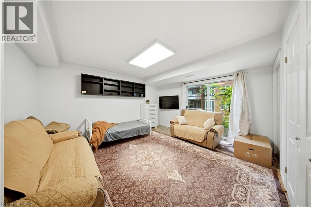 384 Limeridge Road E Unit# 16 Property Photo 9