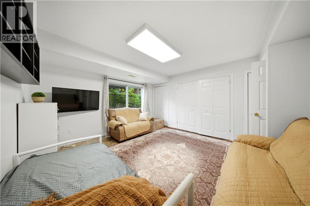 384 Limeridge Road E Unit# 16 Property Photo 10
