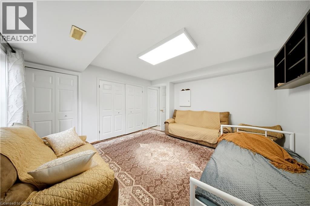 384 Limeridge Road E Unit# 16 Property Photo 11