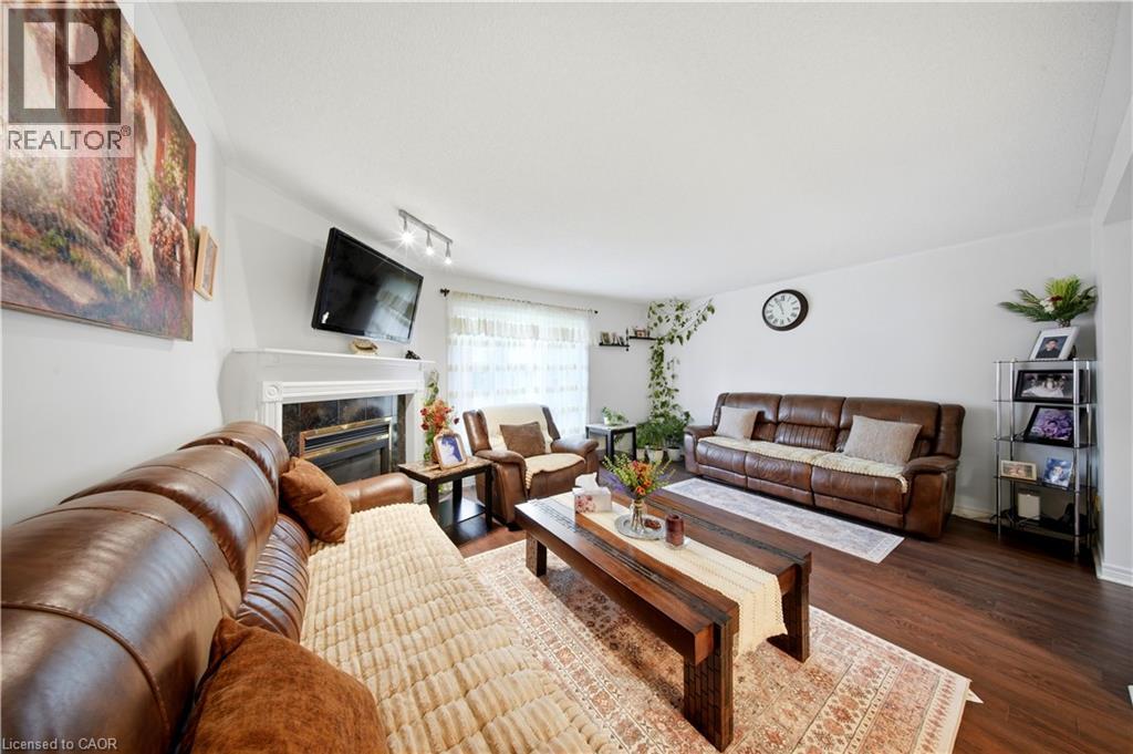384 Limeridge Road E Unit# 16 Property Photo 14