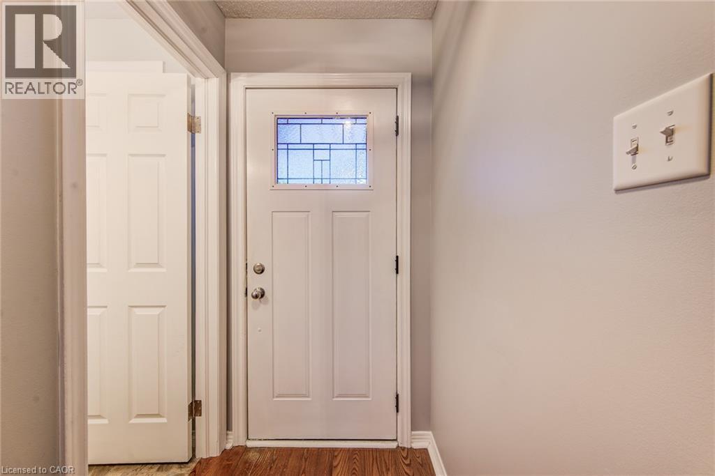 360 Cornridge Place Unit# 2 Property Photo 5