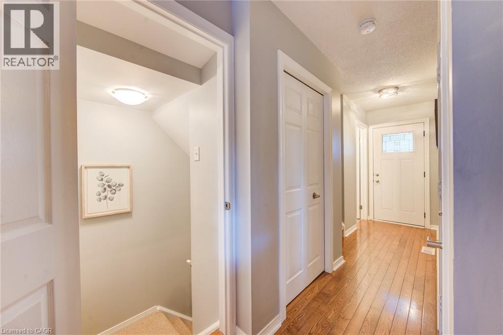 360 Cornridge Place Unit# 2 Property Photo 9
