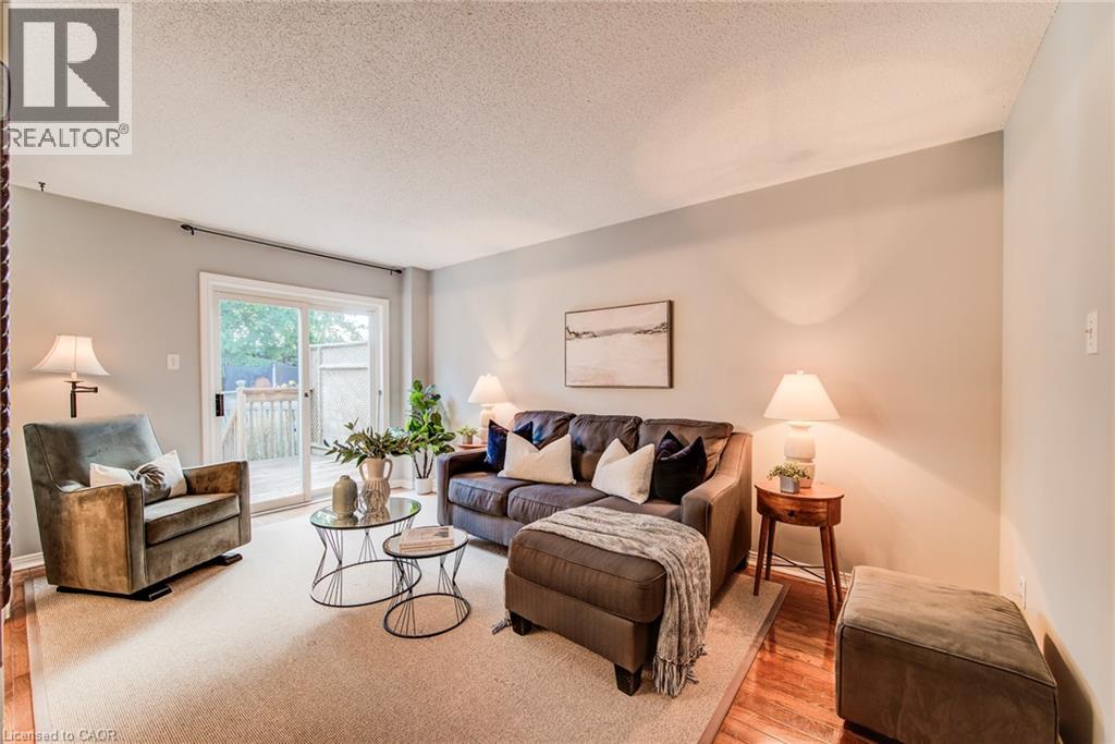360 Cornridge Place Unit# 2 Property Photo 11