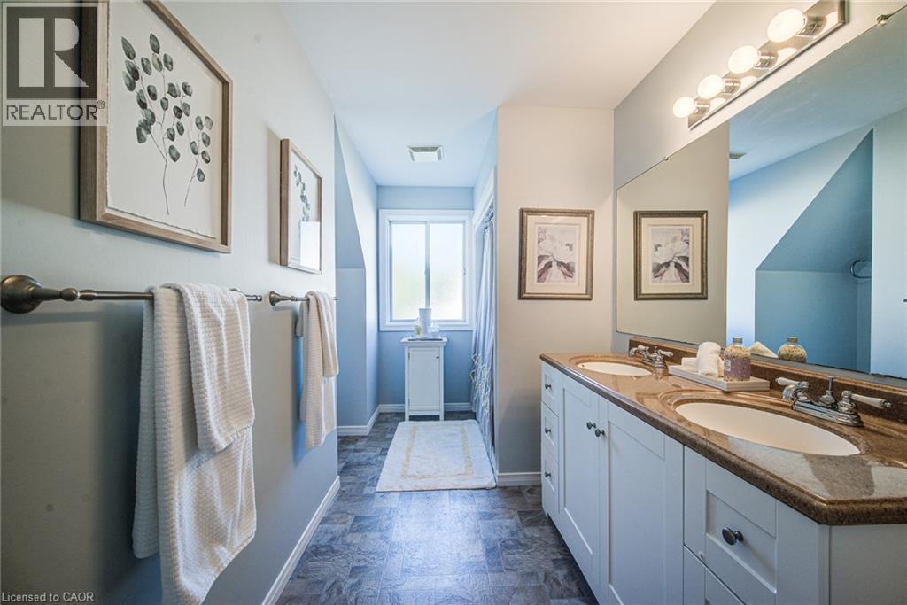 360 Cornridge Place Unit# 2 Property Photo 28