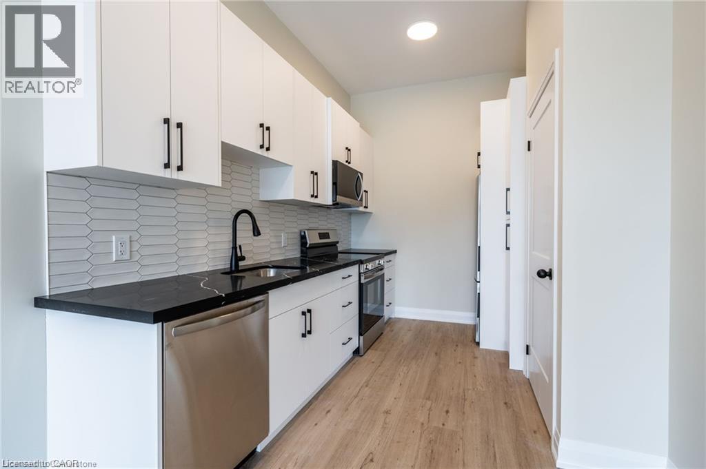 728 Eleventh Avenue Unit# A Property Photo 5