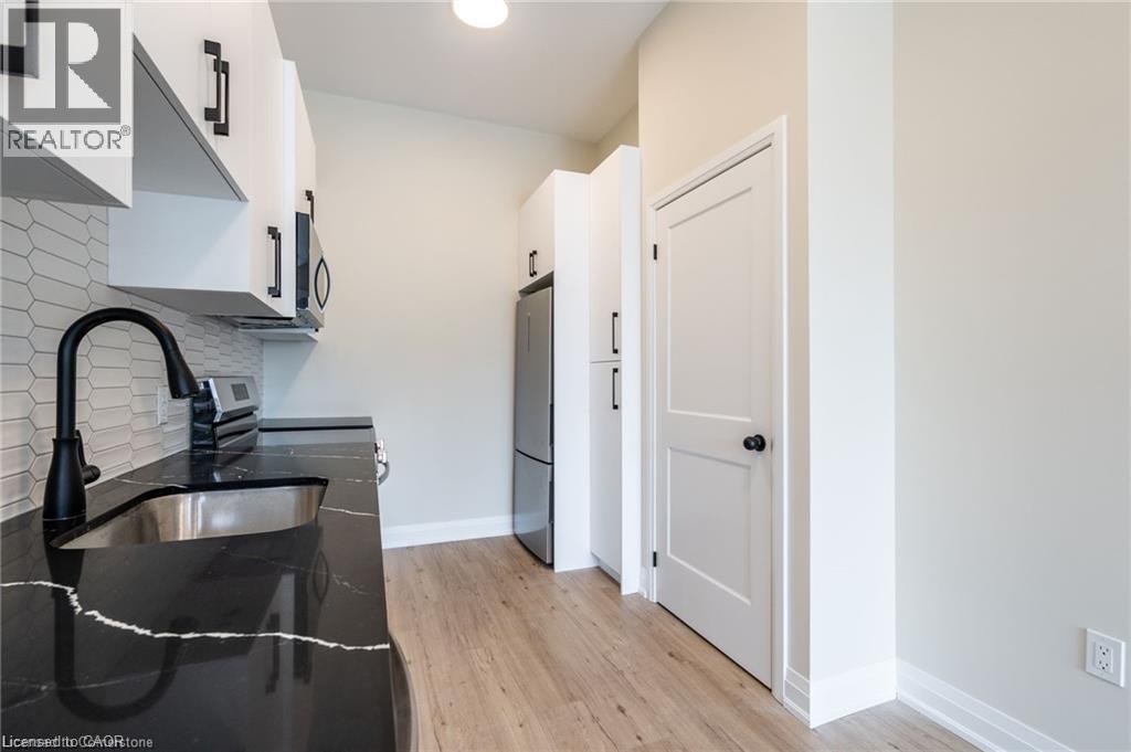 728 Eleventh Avenue Unit# A Property Photo 6