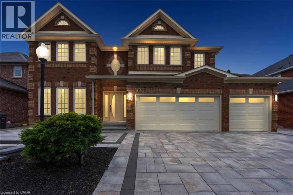 6872 Round Leaf Court Property Photo 1