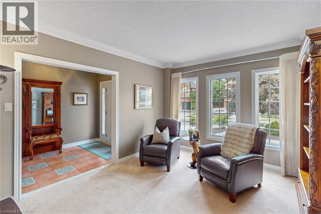 6872 Round Leaf Court Property Photo 3