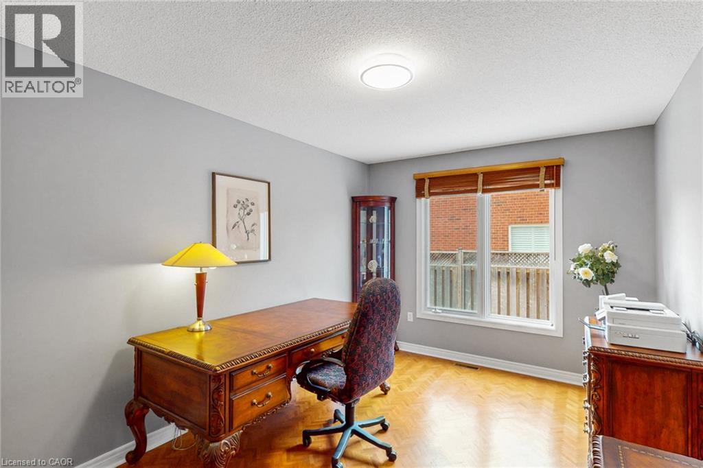 6872 Round Leaf Court Property Photo 13