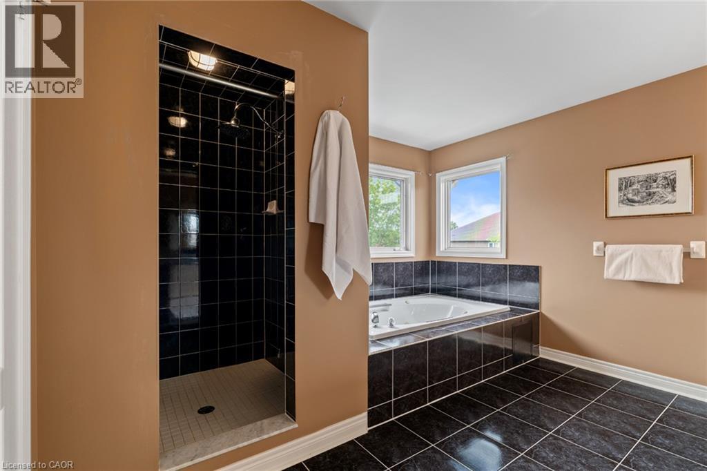 6872 Round Leaf Court Property Photo 23
