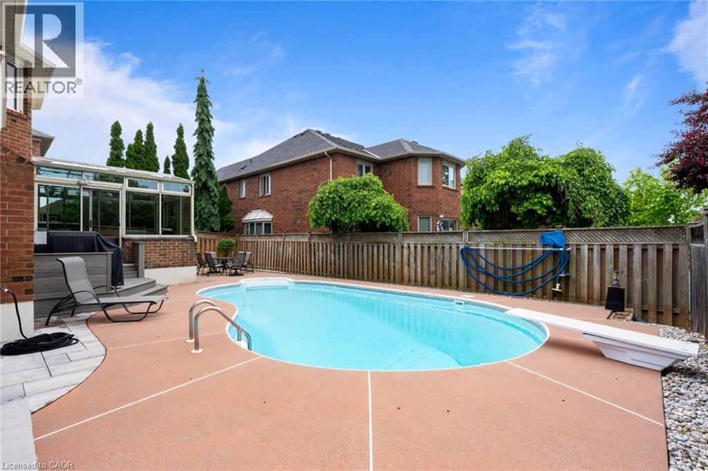 6872 Round Leaf Court Property Photo 33