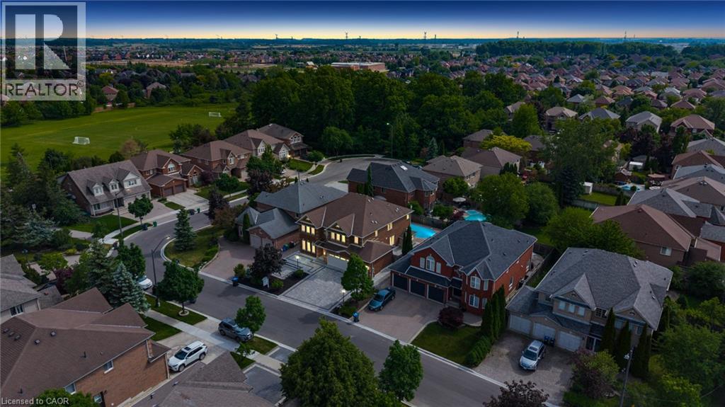 6872 Round Leaf Court Property Photo 44