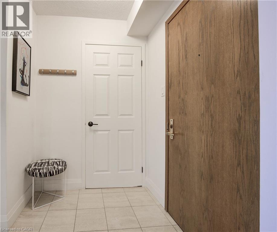 4 Willow Street Unit# 1104 Property Photo 11