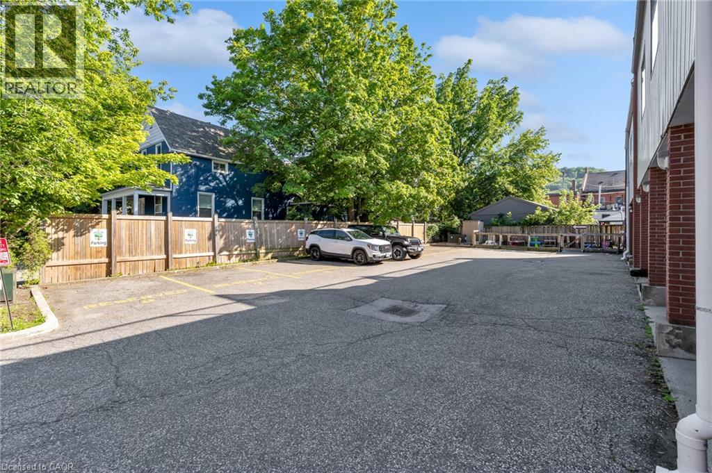 12 Ontario Street Property Photo 4
