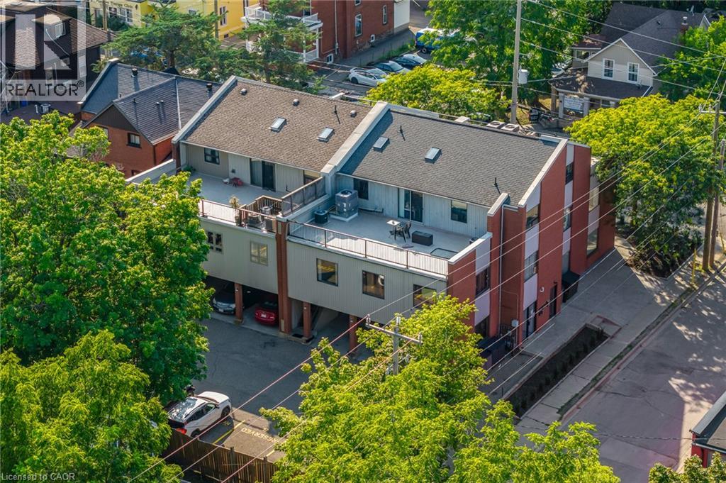 12 Ontario Street Property Photo 5