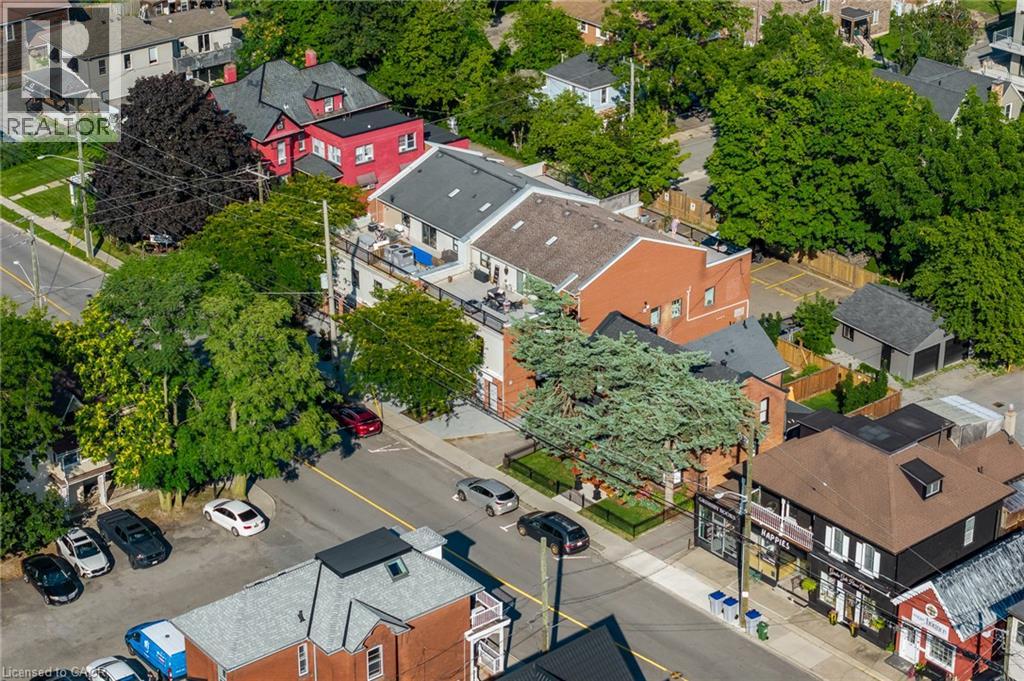 12 Ontario Street Property Photo 6