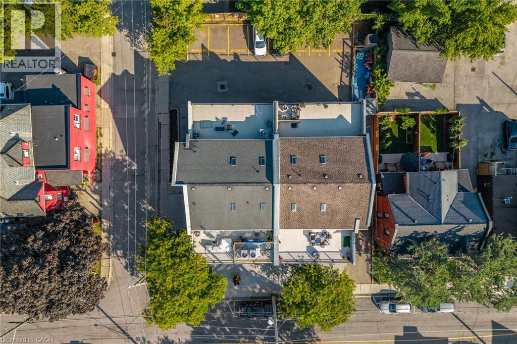 12 Ontario Street Property Photo 8