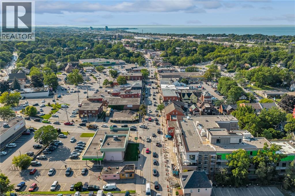 12 Ontario Street Property Photo 13