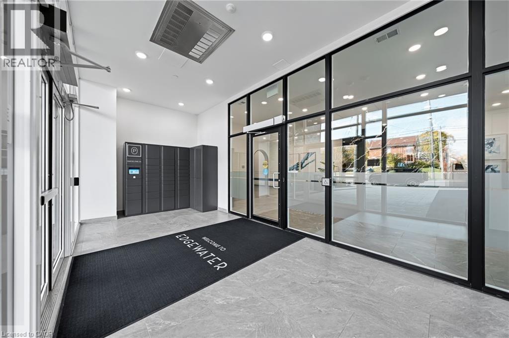 71 Wyndham Street S Unit# 601 Property Photo 3