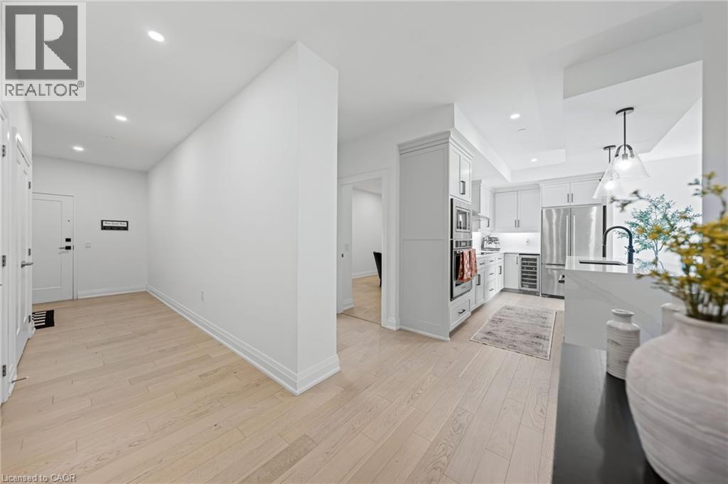 71 Wyndham Street S Unit# 601 Property Photo 7