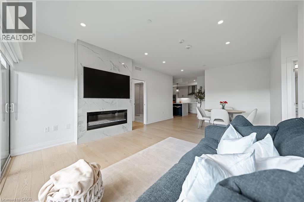 71 Wyndham Street S Unit# 601 Property Photo 24