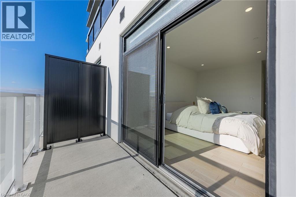 71 Wyndham Street S Unit# 601 Property Photo 28