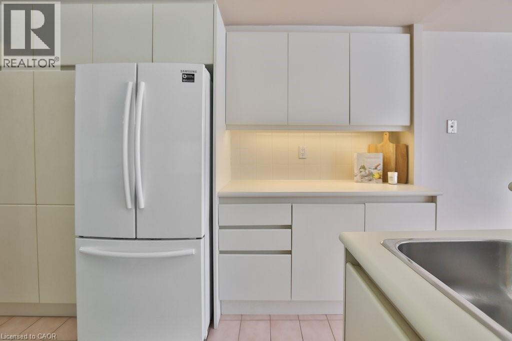 1800 The Collegeway Unit# 211 Property Photo 9