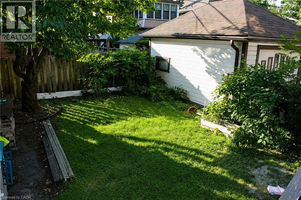 96 Balsam Avenue S Unit# Basement Property Photo 13