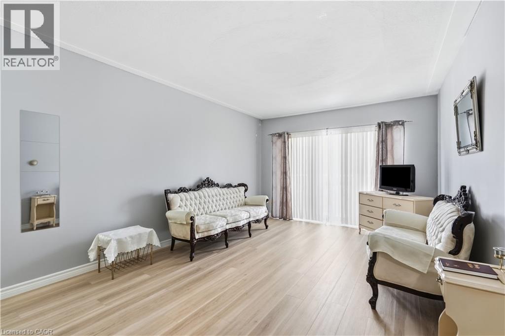 8 Woodman Drive S Unit# 208 Property Photo 12