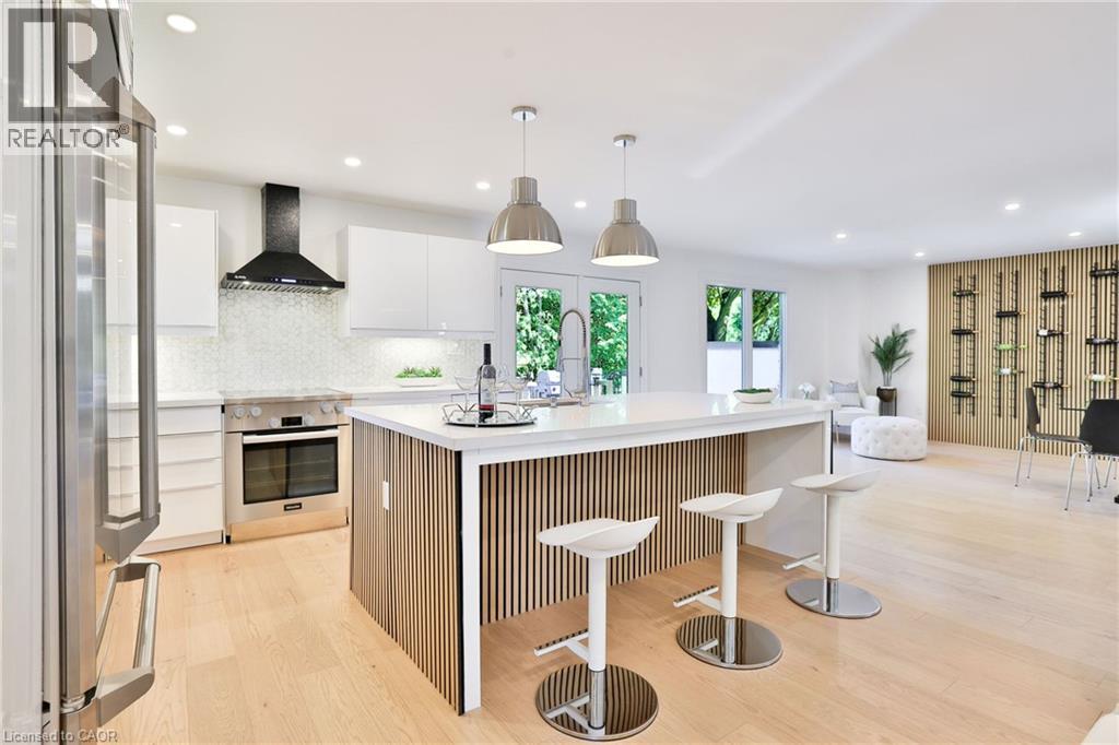 625 Sir Richards Road Property Photo 12
