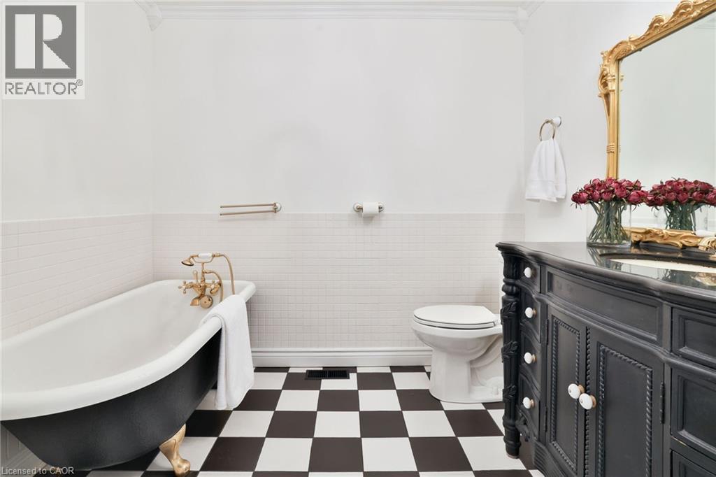 625 Sir Richards Road Property Photo 26