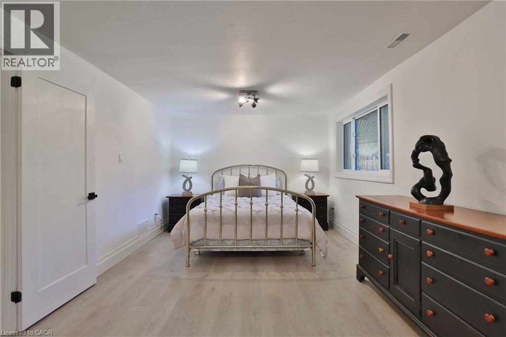 625 Sir Richards Road Property Photo 31