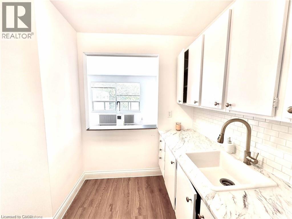 37 Mericourt Road Unit# 305 Property Photo 4