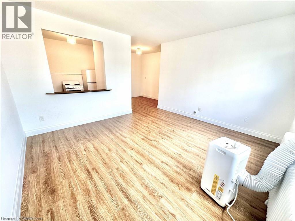 37 Mericourt Road Unit# 305 Property Photo 5