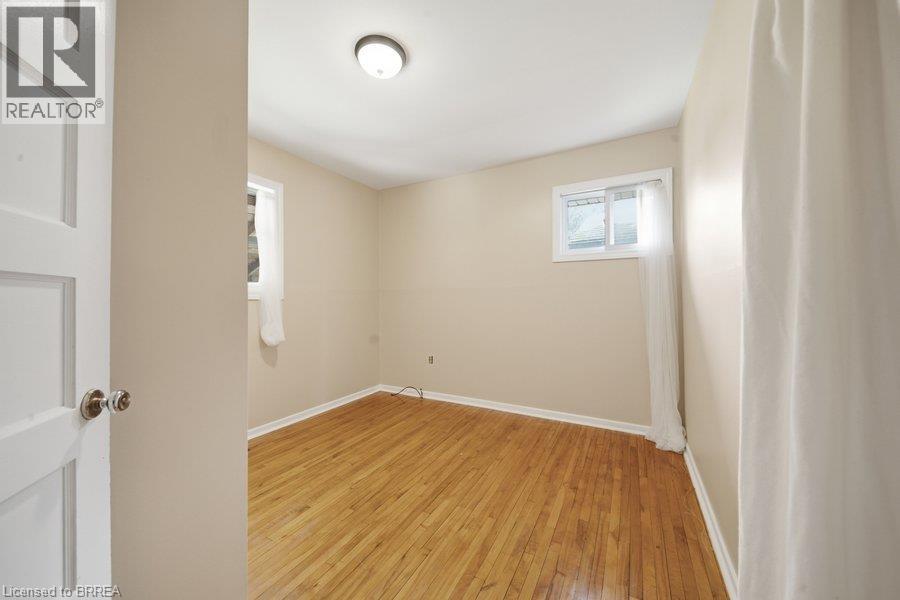 27 Frank Street Property Photo 8