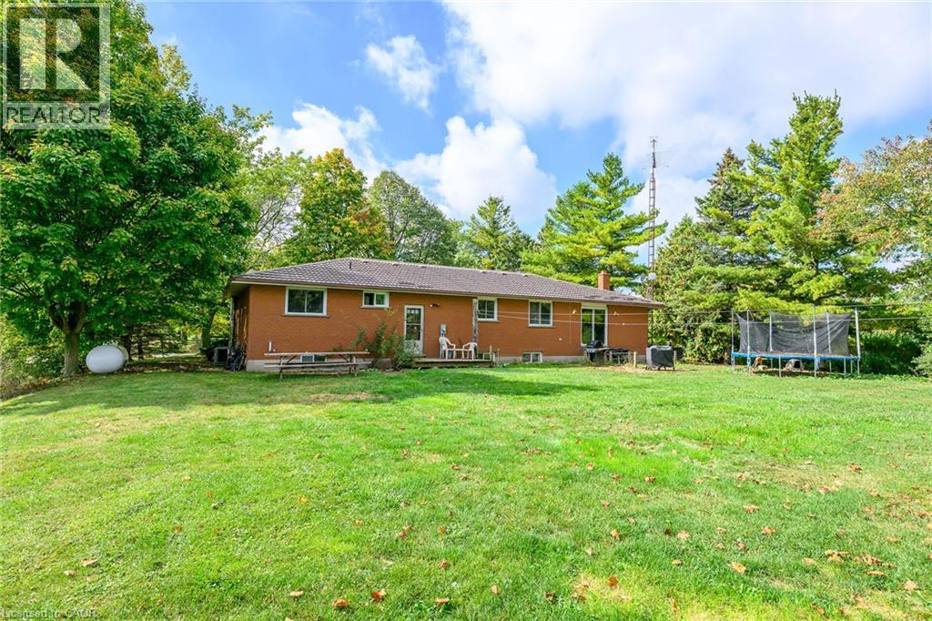 757 4th Line Property Photo 15