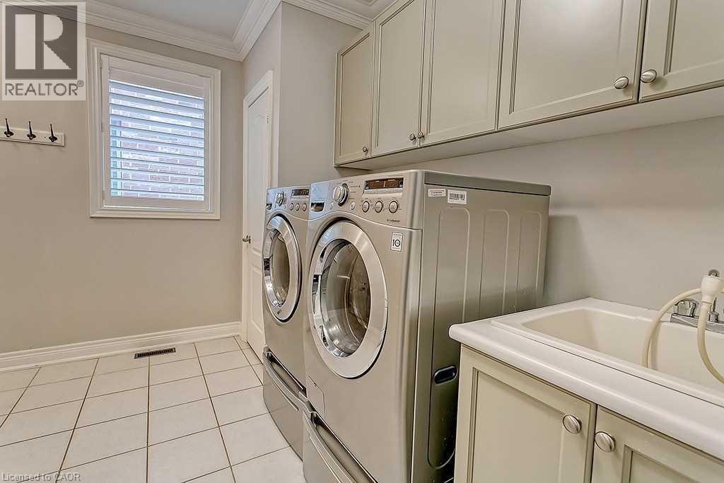 2384 Rock Point Drive Property Photo 14